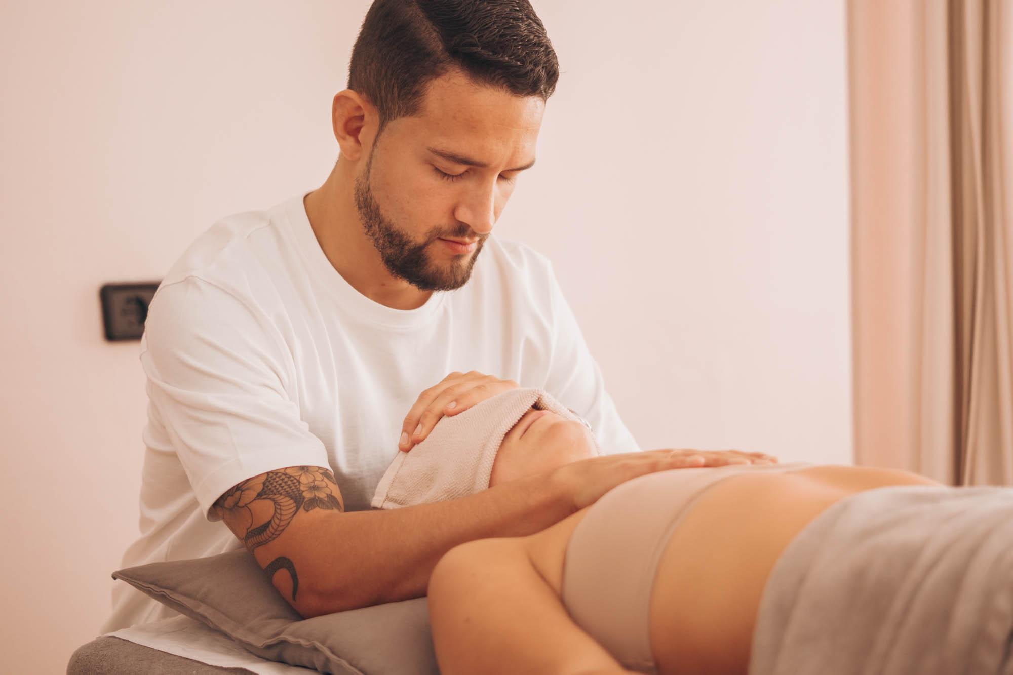 Tratamiento osteopático por Philip Thomsen en Mallorca